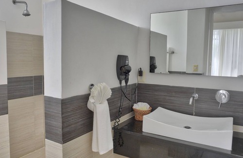 Samana Apartment | Blue Bay Vacation Rentals at Vista Mare