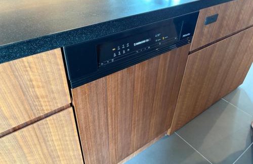 Karatsu Villa | Blue BLACK