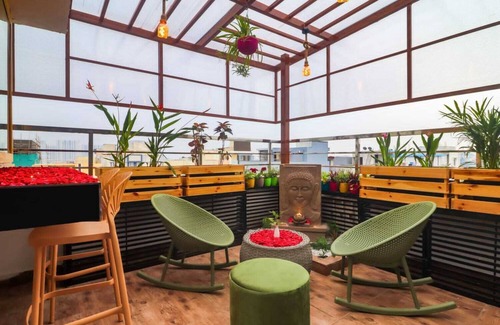 Madhapur Apartment | Blue Hawk Hospitality-Where Blue meets Bliss, Penthouse Haven with a Jacuzzi.