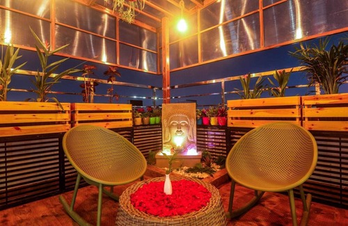 Madhapur Apartment | Blue Hawk Hospitality-Where Blue meets Bliss, Penthouse Haven with a Jacuzzi.