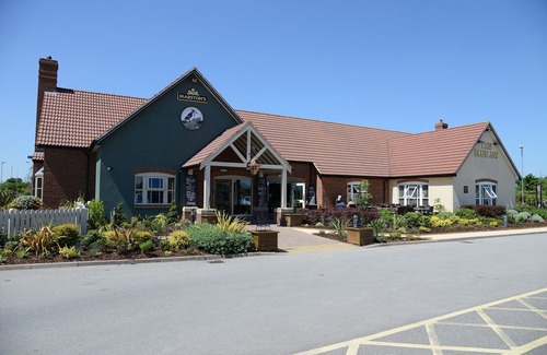 Langold Hotel | Blue Jay, Derby by Marston's Inns