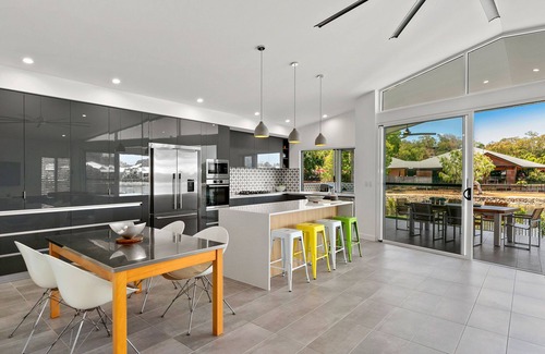 Trinity Beach Hotel | Blue Lagoon Resort