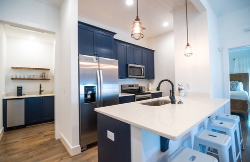 Tallassee House | Blue Moon | 3 Bed, 2 Bath