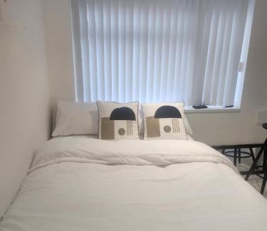 Cradley House | Blue Moon Ensuite