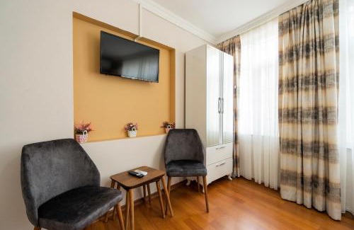 Emin Sinan Villa | Blue Mosq- Three Storey Detached Villa