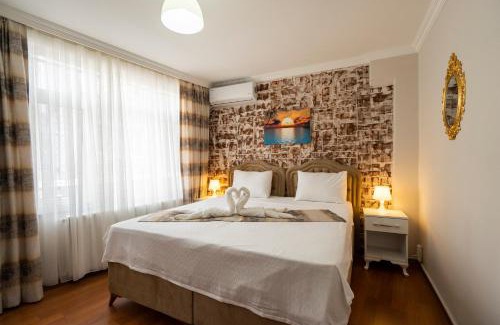 Emin Sinan Villa | Blue Mosq- Three Storey Detached Villa