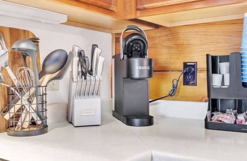 Cleveland Cabin | Blue Mountain Lodge- 5 Min to Table Rock!