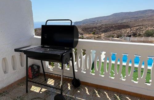 Almeria House | Blue Nest I Private Pool I BBQ I AC I Terrace