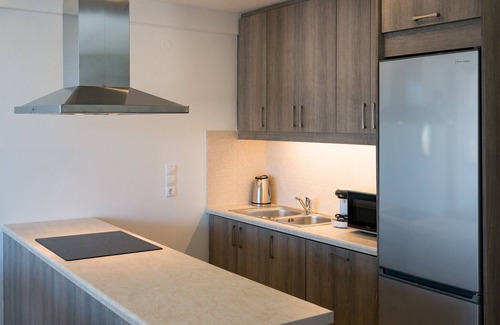 Platanes Villa | Blue oyster Beachfront villa, No car needed 6