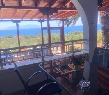 Makri House | Blue Panorama Crystal with Amazing Sea View Balcony