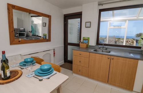 Pendeen Cottage | Blue Reef Cottage