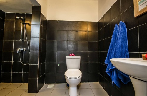 Jambiani Cabin | Blue Reef Sport and Fishing Lodge & Bungalows