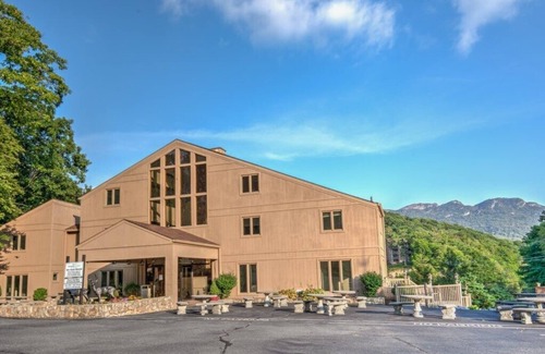 Banner Elk Apartment | Blue Ridge Village (Banner Elk) - 2 Bedroom Loft