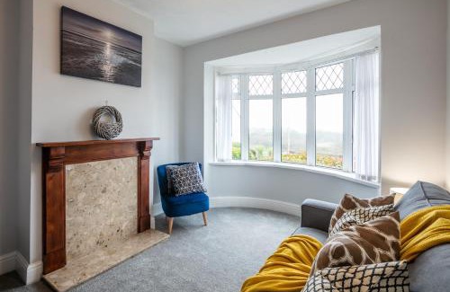 Llanelli House | Blue Rose Cottage