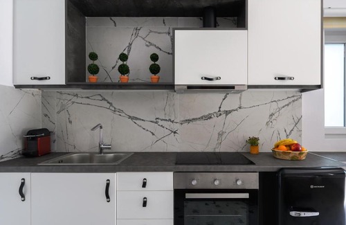 Pylos Apartment | Blue Sky House