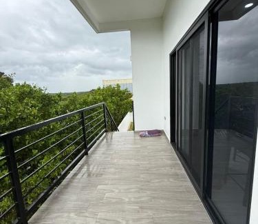 Hopkins House | Blue Sky Manor