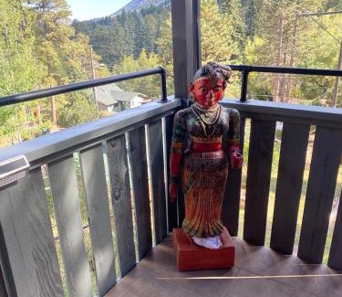 Green Mountain Falls House | Blue Sparrow's Nest