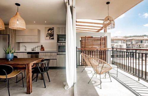 Las Escobas del Venado Apartment | Blue Venao CONDO APARTMENT C31