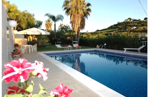 Trappeto House | Blue Villa with private pool