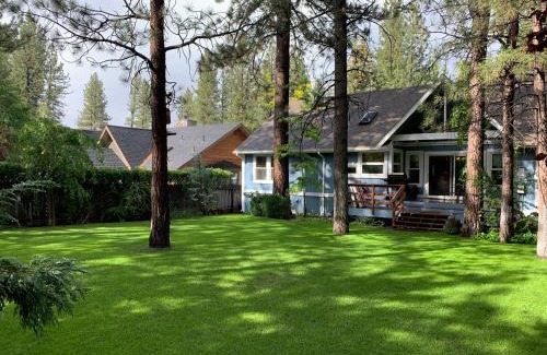 Winter Park House | BLUEBEARY PINES-PERFECT ESCAPE-PRIVATE HOT TUB-WALK to SKI SHUTTLES
