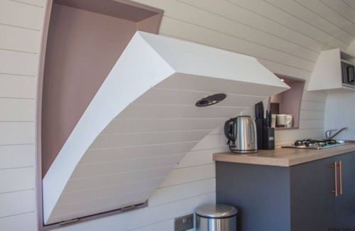 Pickering Cabin | Bluebell Glamping Pod - sleeps 2 | Gold Award winning