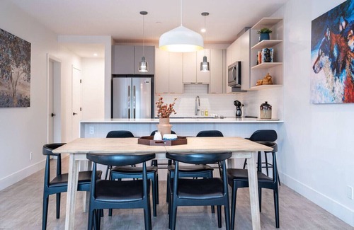 Revelstoke Condo | Bluebird Daze: Mackenzie Village Condo w/Hot Tub
