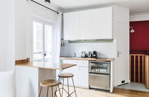 Les Halles Apartment | Blueground | Les Halles, close to Eiffel Tower