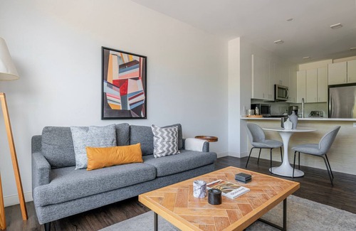 Newtonville Apartment | Blueground | Newtonville, rooftop, nr Newton Centre