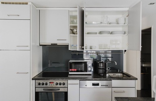 Seefeld Apartment | Blueground | Seefeld, w/d, elevator, nr Lake Zurich