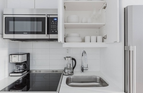 SoHo Apartment | Blueground | SoHo, washer, nr Washington Sq Park