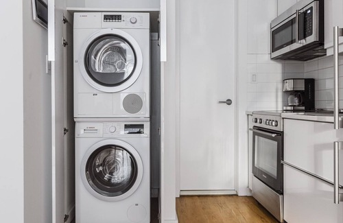 SoHo Apartment | Blueground | SoHo, washer, nr Washington Sq Park