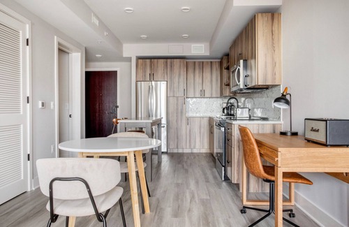 North Capitol Street Apartment | Blueground | Sursum Corda, rooftop, nr National Mall