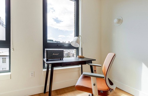 Williamsburg Apartment | Blueground | Williamsburg, AC, w/d, nr parks