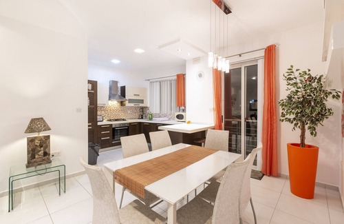 Paceville Apartment | Bluemarine Suite-Hosted by Sweetstay