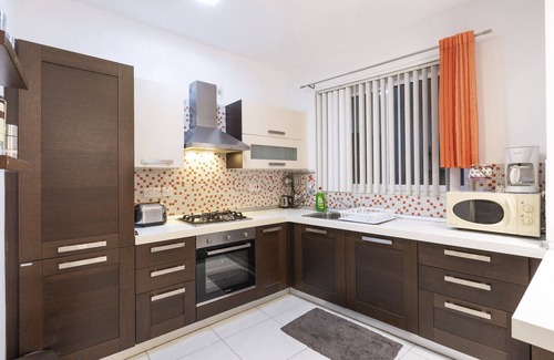 Paceville Apartment | Bluemarine Suite-Hosted by Sweetstay