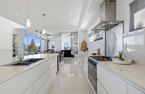 Forresters Beach House | Bluewater at Forresters