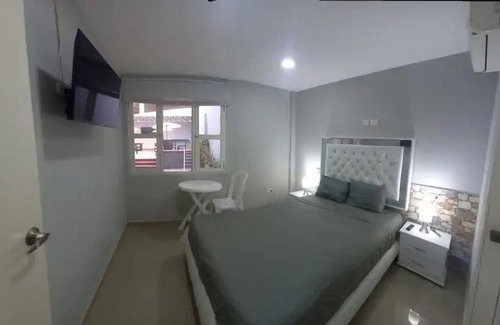 Marbella Cabin | Bm-6 room near the sea with air conditioning and WIFI