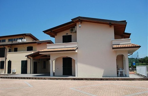 Cunettone-villa Apartment | BN-Il Colombaro Tipo A (bilo)