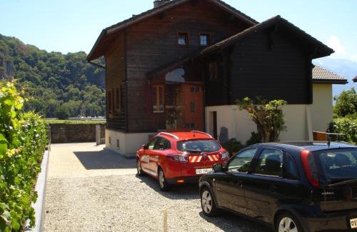 Aigle Bed & Breakfast | BnB Le Relais du Château