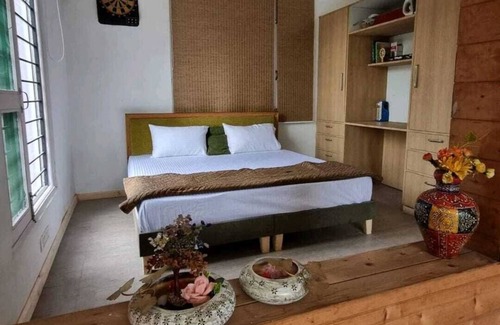 Dharampur Villa | BnBBuddy Luxury Heritage Villa @ Dharampur Kasauli