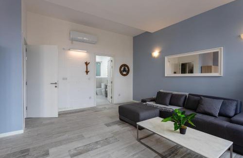 Valletta Apartment | BnBNova - Historic Valletta Penthouse