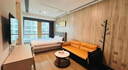Luohu Hotel | Bo Yu Shennan No. 68 Apartment (Shenzhen Luohu Dongmen Branch)