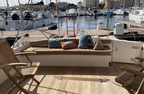 Corse-du-Sud Boat Rental | Boat at the quay in the heart of the city, old port Ajaccio - atypical luxury