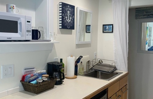 Clinton Apartment | Boat House at Sunlight SeaScape Gentle Retreat for 2 Whidbey Island