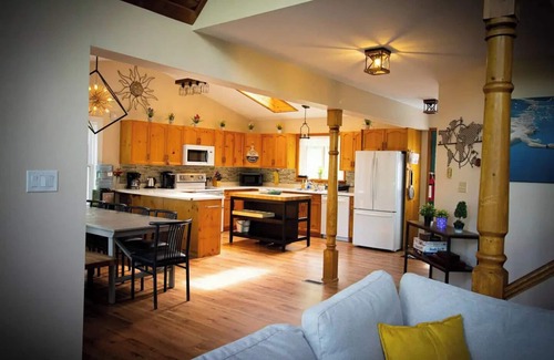 Bobcaygeon Cottage | Bobcaygeon Paradise Cottage