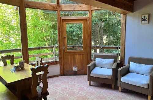 Puerto Manzano House | BOG Le Pommier - Cabañas con vista al lago y piscina climatizada