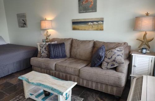 Atlantic Beach Apartment | Bogue Shores 264