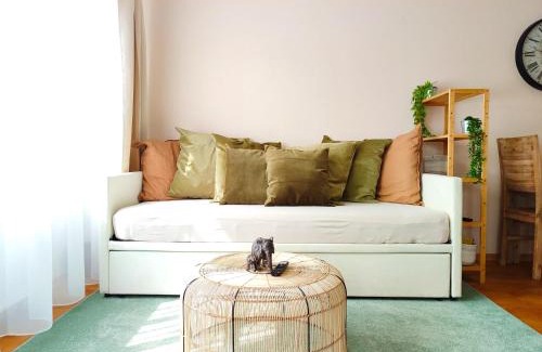 Waldenbuch Apartment | BohèmeNest Terminal Apartment