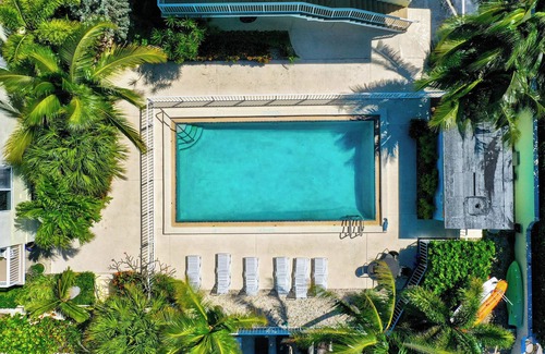 Ocean Ridge Condo | Bohemian Beach Getaway steps from sand