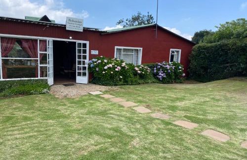 Kaapsehoop House | Bohemian Garden Cottages